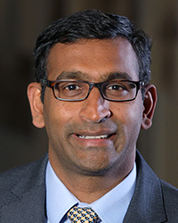 Krishna Reddy, gerente de servicios de tecnología de la información