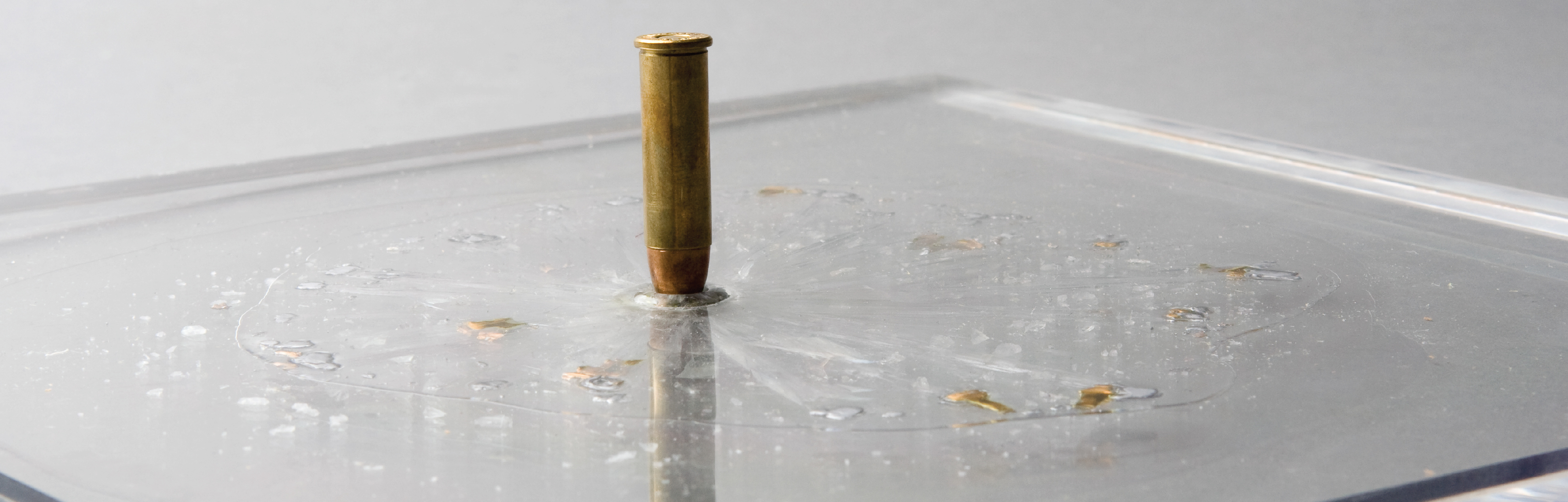 0426 pc-vs-pmma-01 Bullet Resistant Thermoplastics